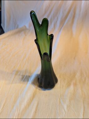 2/50$ Vintage Green Hand-Blown Art Glass Swung Vase